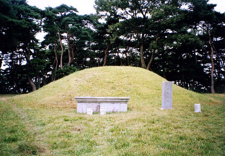 경주 신무왕릉