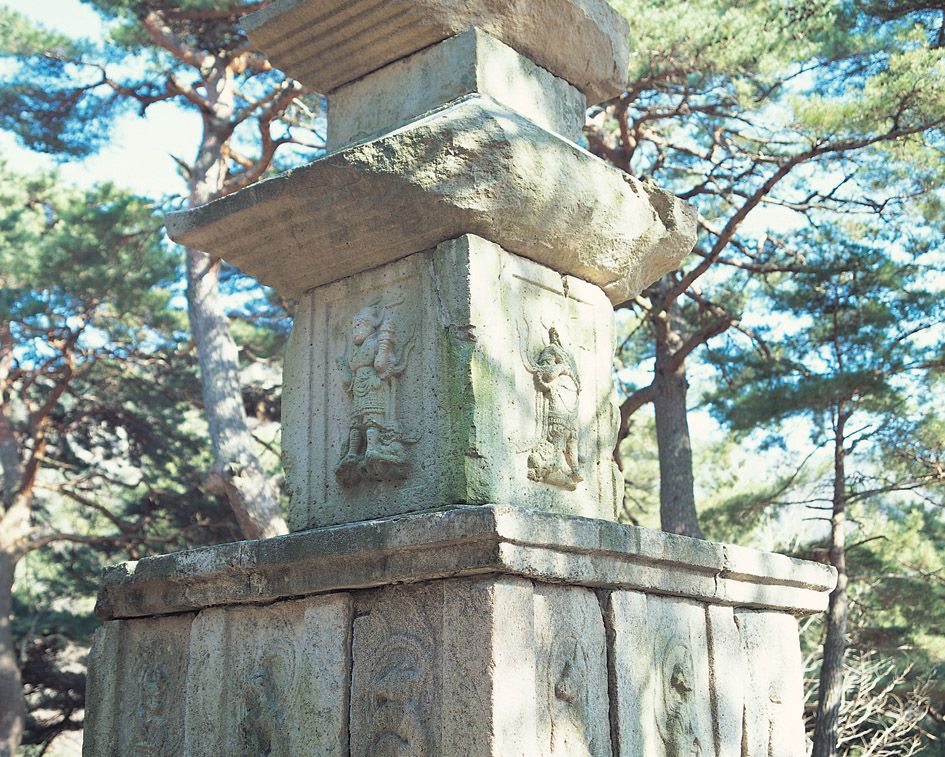 경주 원원사지 동·서 삼층석탑