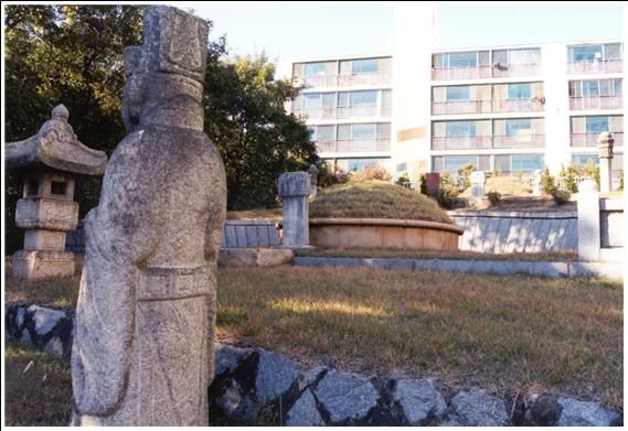 류순정·류홍부자묘역