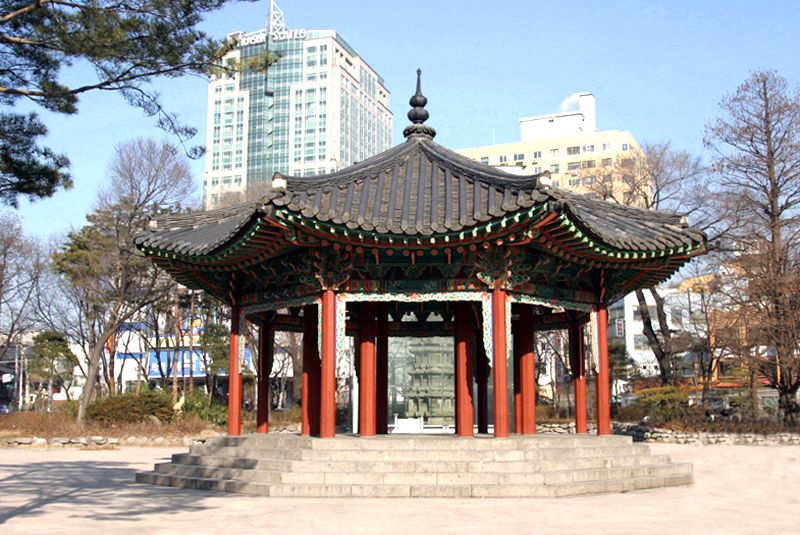탑골공원 팔각정